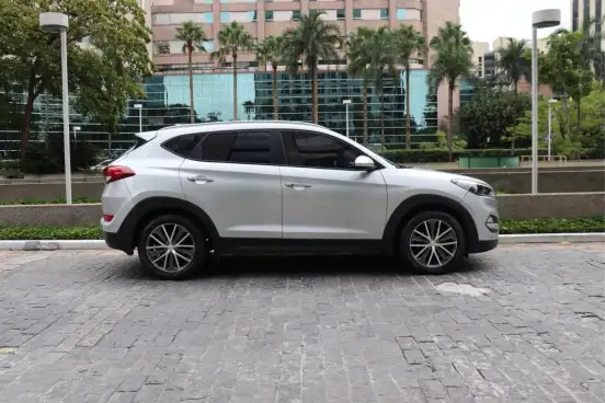 HYUNDAI-TUCSON-2017