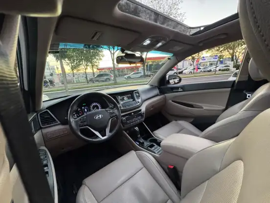 HYUNDAI-TUCSON-2019