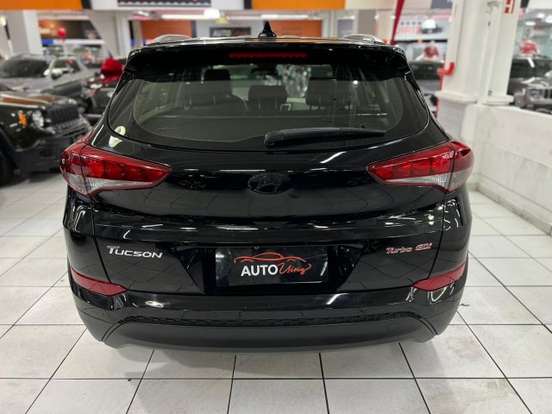 HYUNDAI-TUCSON-2017