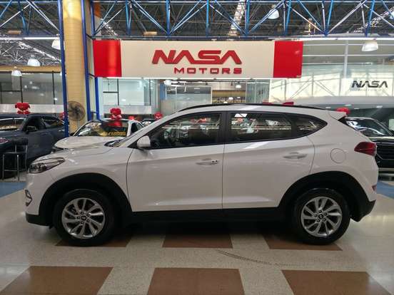 HYUNDAI-TUCSON-2021