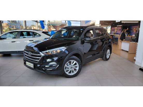 HYUNDAI-TUCSON-2021