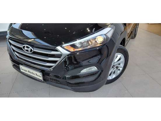 HYUNDAI-TUCSON-2021