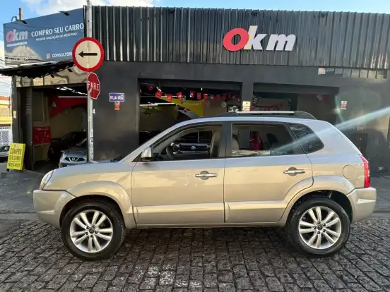 HYUNDAI-TUCSON-2009