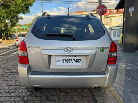 HYUNDAI-TUCSON-2.0 MPFI GL 16V 142CV 2WD GASOLINA 4P AUTOMÁTICO HYUNDAI-TUCSON-2009