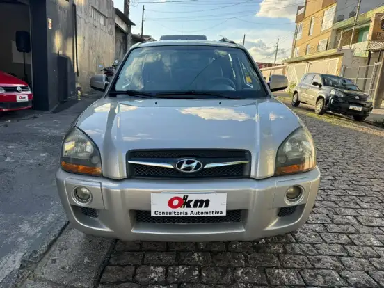 HYUNDAI-TUCSON-2009