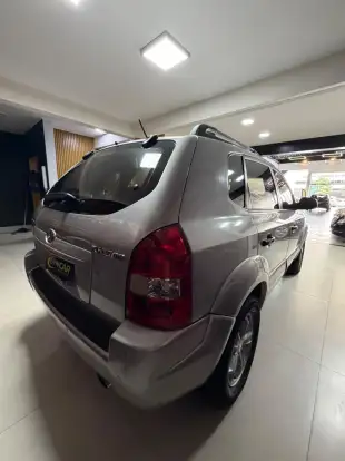 HYUNDAI-TUCSON-2009