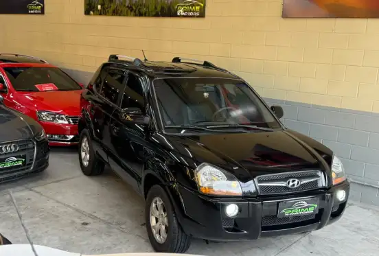 HYUNDAI-TUCSON-2012