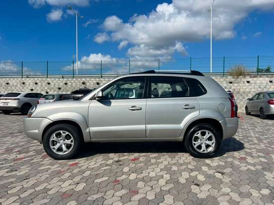HYUNDAI-TUCSON-2.0 MPFI GL 16V 142CV 2WD GASOLINA 4P MANUAL HYUNDAI-TUCSON-2012