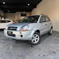 HYUNDAI TUCSON 2.0 MPFI GL 16V 142CV 2WD GASOLINA 4P MANUAL HYUNDAI TUCSON 2.0 MPFI GL 16V 142CV 2WD GASOLINA 4P MANUAL