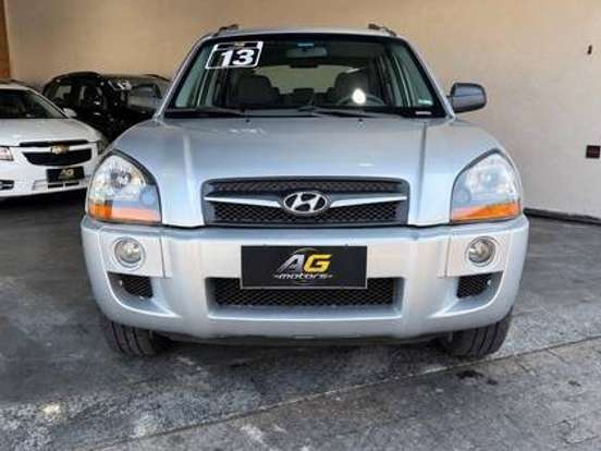 HYUNDAI-TUCSON-2.0 MPFI GL 16V 142CV 2WD GASOLINA 4P MANUAL HYUNDAI-TUCSON-2012