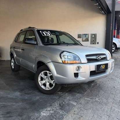 HYUNDAI-TUCSON-2012