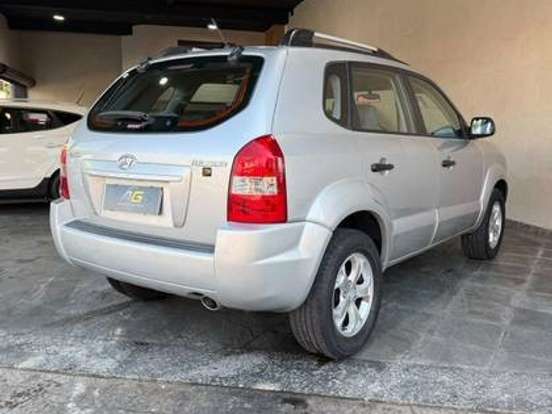 HYUNDAI-TUCSON-2.0 MPFI GL 16V 142CV 2WD GASOLINA 4P MANUAL HYUNDAI-TUCSON-2012