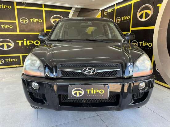 HYUNDAI-TUCSON-2012