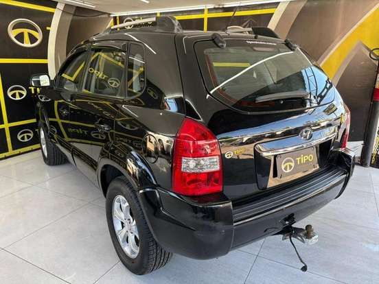 HYUNDAI-TUCSON-2012