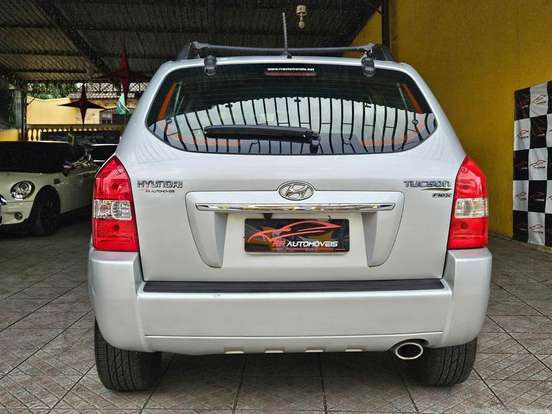 HYUNDAI-TUCSON-2.0 MPFI GLS 16V 143CV 2WD FLEX 4P AUTOMÁTICO HYUNDAI-TUCSON-2017