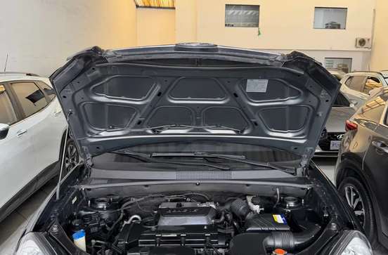 HYUNDAI-TUCSON-2012