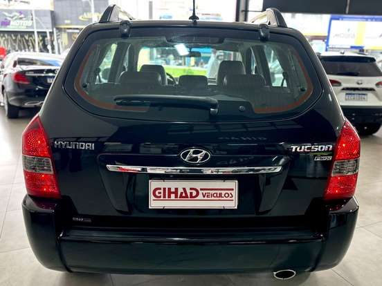 HYUNDAI-TUCSON-2015