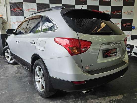 HYUNDAI-VERACRUZ-3.8 GLS 4WD 4X4 V6 24V GASOLINA 4P AUTOMÁTICO HYUNDAI-VERACRUZ-2010