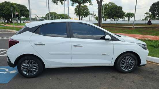 HYUNDAI-HB20-2025