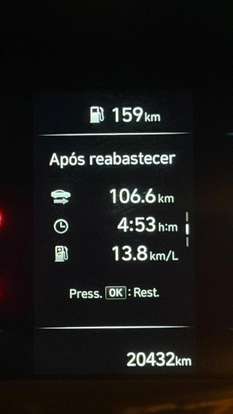 HYUNDAI-HB20-2023