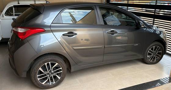 HYUNDAI HB20 1.0 COMFORT 12V FLEX 4P MANUAL