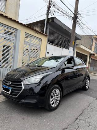 HYUNDAI HB20 1.0 COMFORT 12V FLEX 4P MANUAL