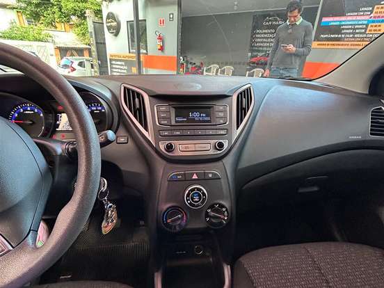 HYUNDAI-HB20-1.0 COMFORT 12V FLEX 4P MANUAL HYUNDAI-HB20-2016