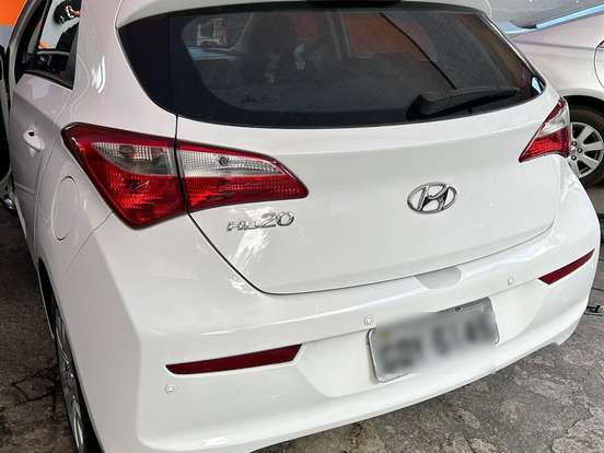 HYUNDAI-HB20-1.0 COMFORT 12V FLEX 4P MANUAL HYUNDAI-HB20-2016