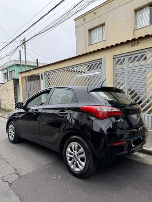 HYUNDAI-HB20-2016