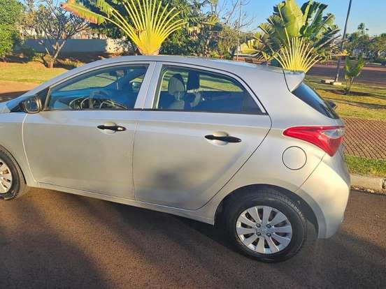 HYUNDAI-HB20-1.0 COMFORT 12V FLEX 4P MANUAL HYUNDAI-HB20-2017