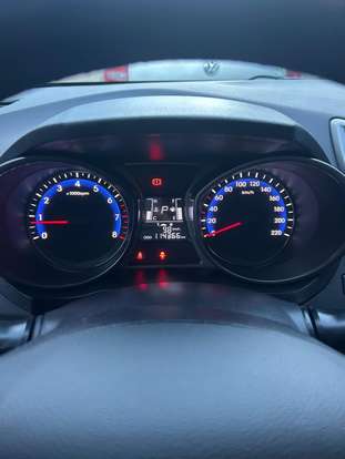 HYUNDAI-HB20X-2016