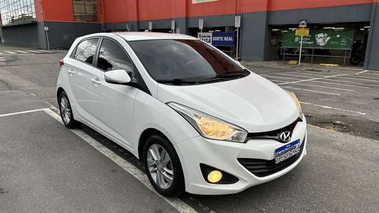 HYUNDAI-HB20-2013