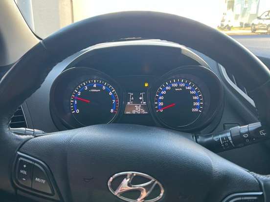 HYUNDAI-HB20-1.6 PREMIUM 16V FLEX 4P MANUAL HYUNDAI-HB20-2012