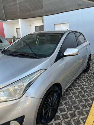 HYUNDAI-HB20-2012