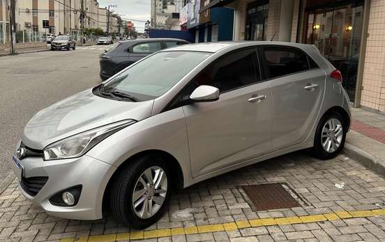 HYUNDAI-HB20-1.6 PREMIUM 16V FLEX 4P MANUAL HYUNDAI-HB20-2012