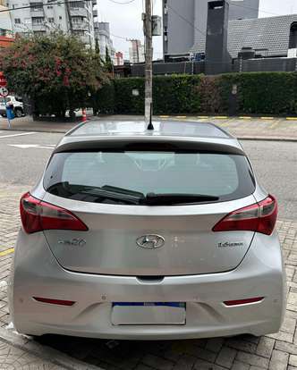 HYUNDAI-HB20-2012