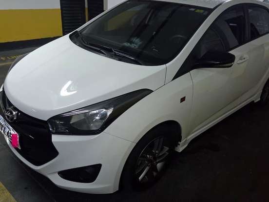 HYUNDAI-HB20-1.6 SPICY 16V FLEX 4P MANUAL HYUNDAI-HB20-2015