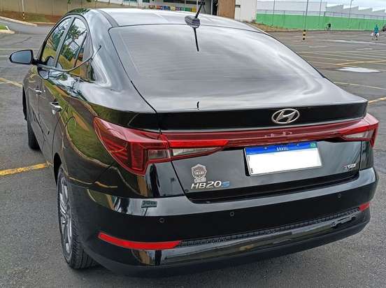 HYUNDAI-HB20S-2025