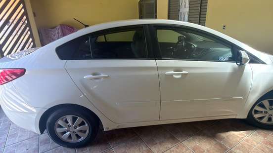 HYUNDAI-HB20S-2015