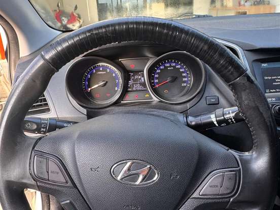 HYUNDAI-HB20S-1.6 PREMIUM 16V FLEX 4P AUTOMÁTICO HYUNDAI-HB20S-2016