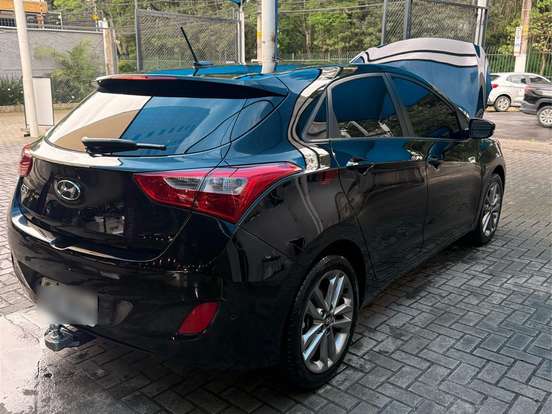 HYUNDAI-I30-1.8 MPI 16V GASOLINA 4P AUTOMATICO HYUNDAI-I30-2015