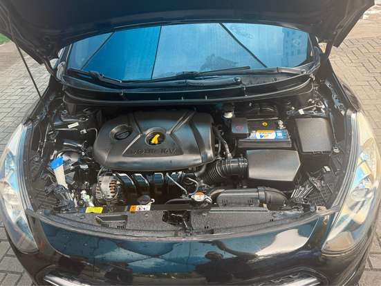 HYUNDAI-I30-2015