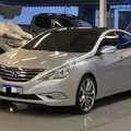 HYUNDAI SONATA 2.4 MPFI I4 16V 182CV GASOLINA 4P AUTOMÁTICO HYUNDAI SONATA 2.4 MPFI I4 16V 182CV GASOLINA 4P AUTOMÁTICO
