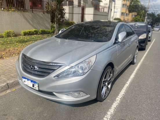 HYUNDAI-SONATA-2012