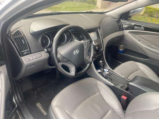 HYUNDAI-SONATA-2012