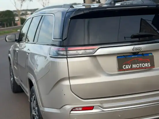 JEEP-COMMANDER-1.3 T270 TURBO FLEX OVERLAND AT6 JEEP-COMMANDER-2022