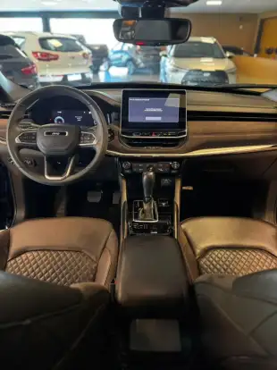 JEEP-COMMANDER-2023