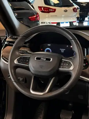 JEEP-COMMANDER-2023