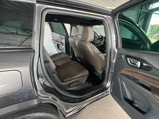JEEP-COMMANDER-1.3 T270 TURBO FLEX OVERLAND AT6 JEEP-COMMANDER-2022