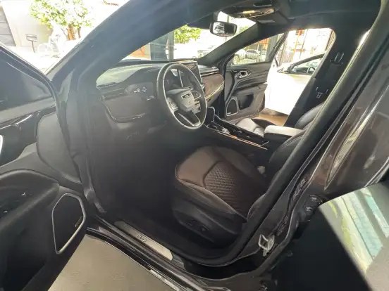 JEEP-COMMANDER-1.3 T270 TURBO FLEX OVERLAND AT6 JEEP-COMMANDER-2022